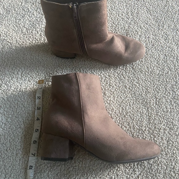 🔸 Ardene 🔸 tan booties - Picture 6 of 6